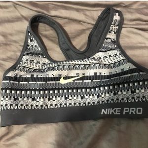 nike sports bra